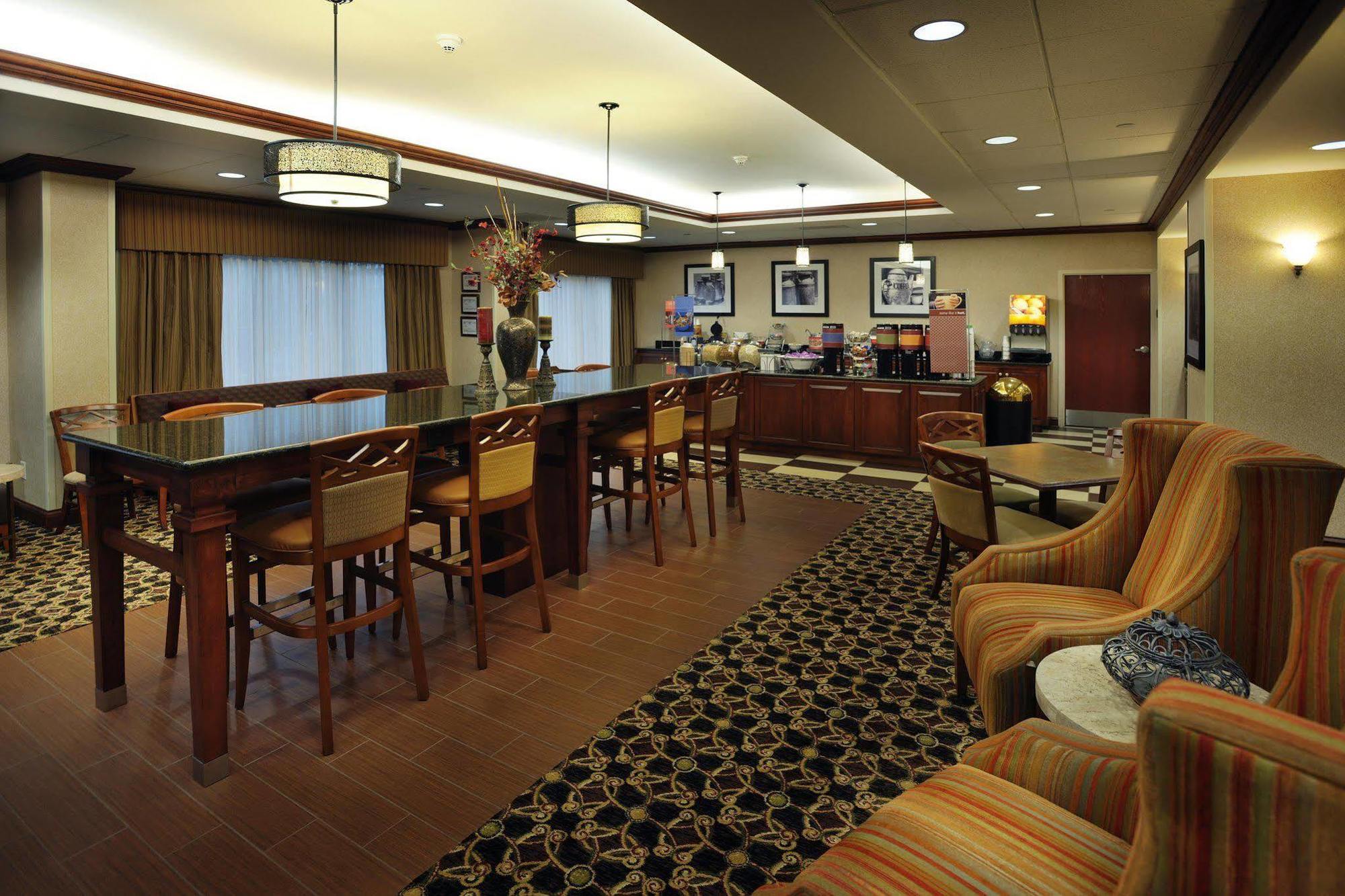 Hampton Inn Gallatin Extérieur photo